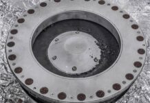 Scientists Discover Carbon and Water in First-Ever Analysis of Space Dust: An Exciting Breakthrough