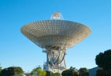 NASA Transmits Popular Hip-Hop Song at Light Speed into Space